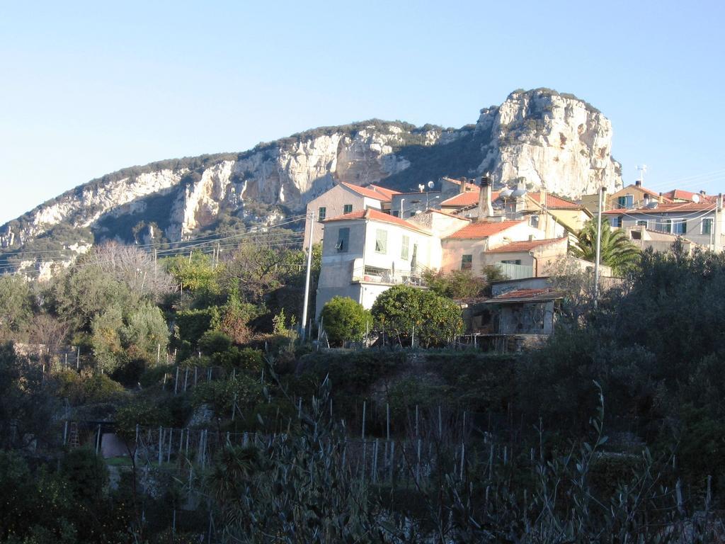 Agriturismo Barilaro Finale Ligure Luaran gambar