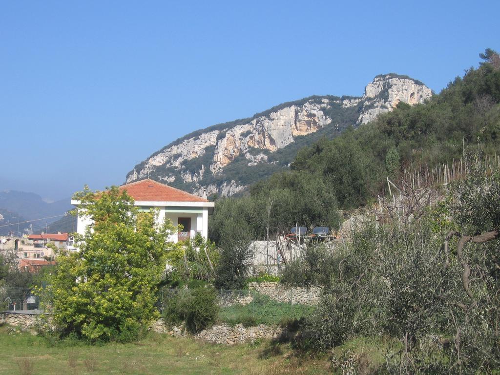 Agriturismo Barilaro Finale Ligure Luaran gambar